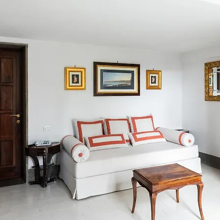 Grand Cocumella Hotel