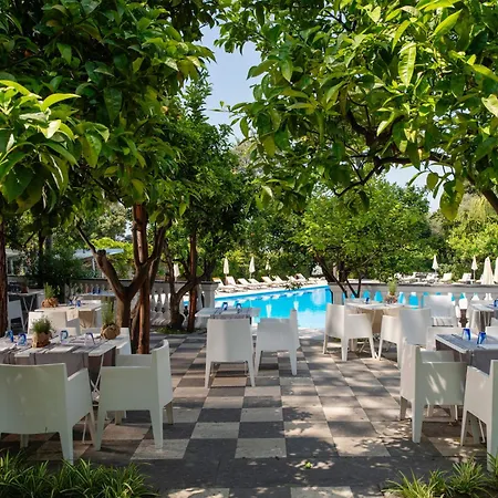 Grand Cocumella Hotel 5*